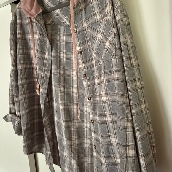 Gray & Pink Plaid Jacket with Pink Hood - Picture 3 of 5